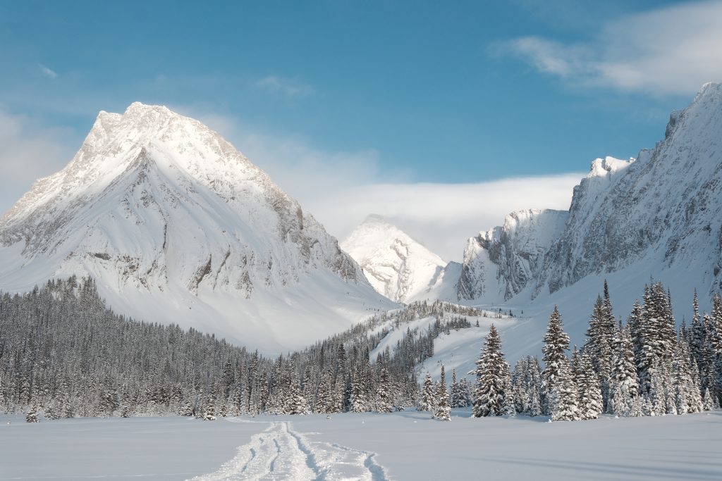 Winter hiking Kananaskis, Chester Lake Trail