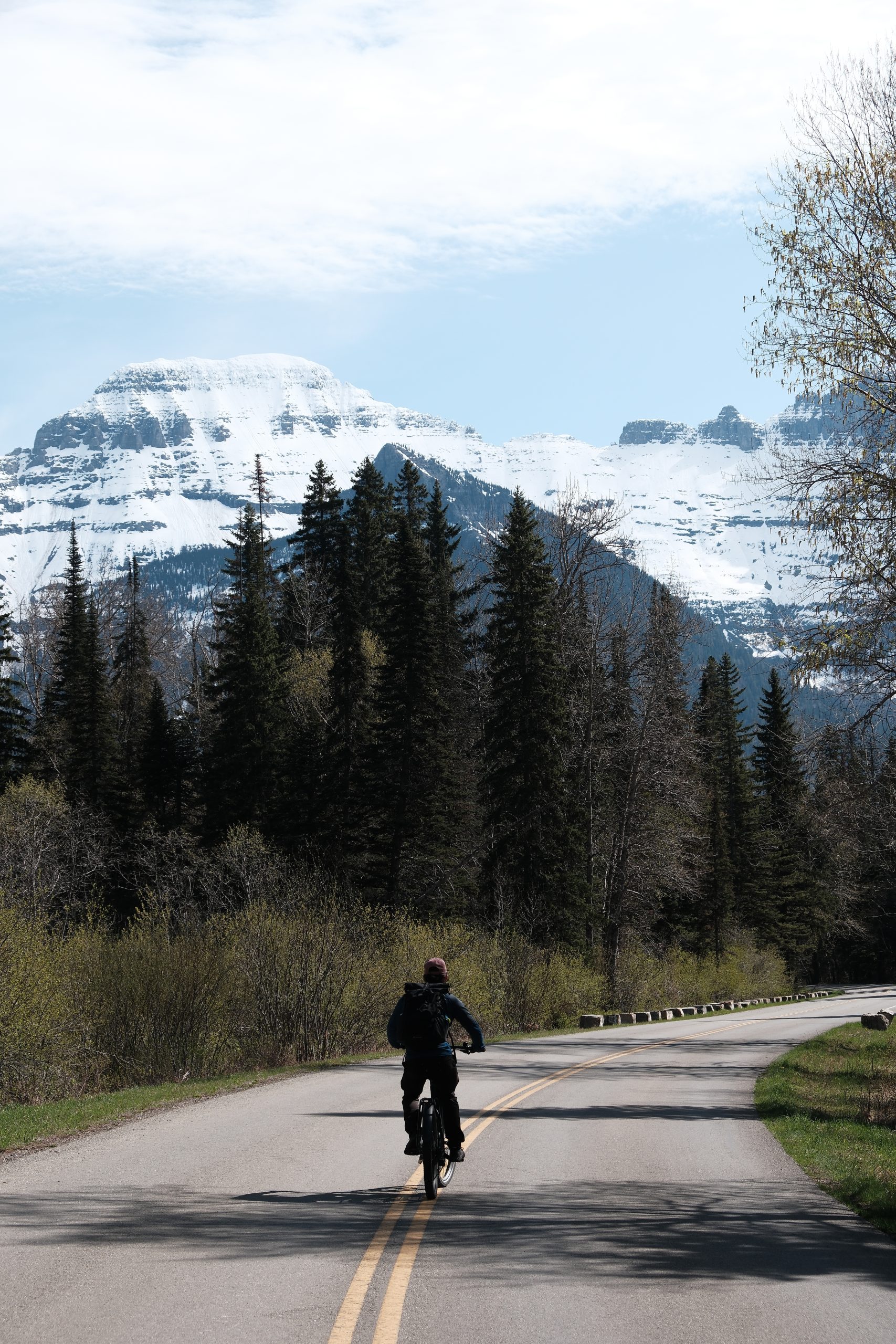 Cycling the Going-to-the-Sun Road, Glacier National Park, Montana, USA